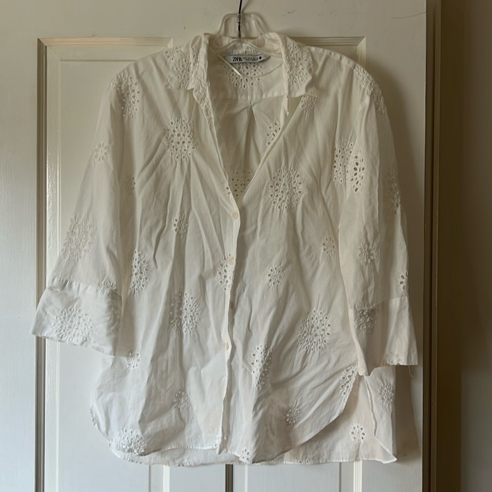 Zara white eyelet 3/4 length sleeve top blouse